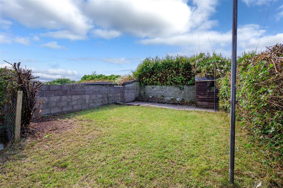 18 Carrig Lawn 17 of 44
