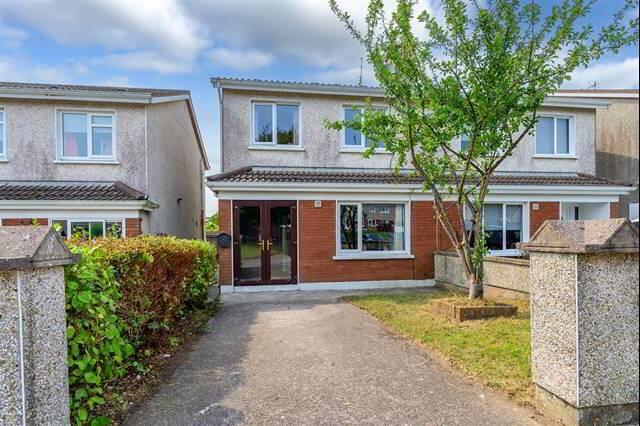 18 Carrig Lawn 24 of 44