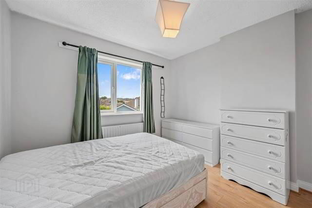 18 Carrig Lawn 36 of 44