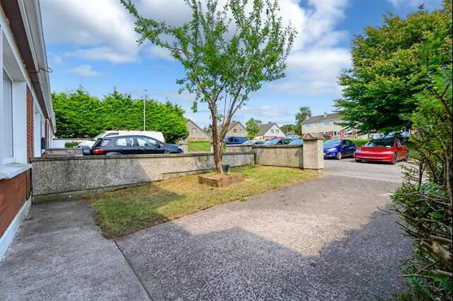18 Carrig Lawn 43 of 44