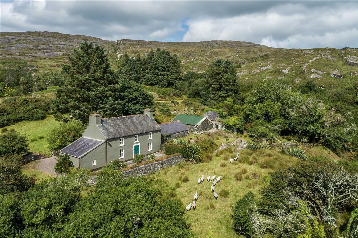 Lucy' S Farmhouse 5 of 44