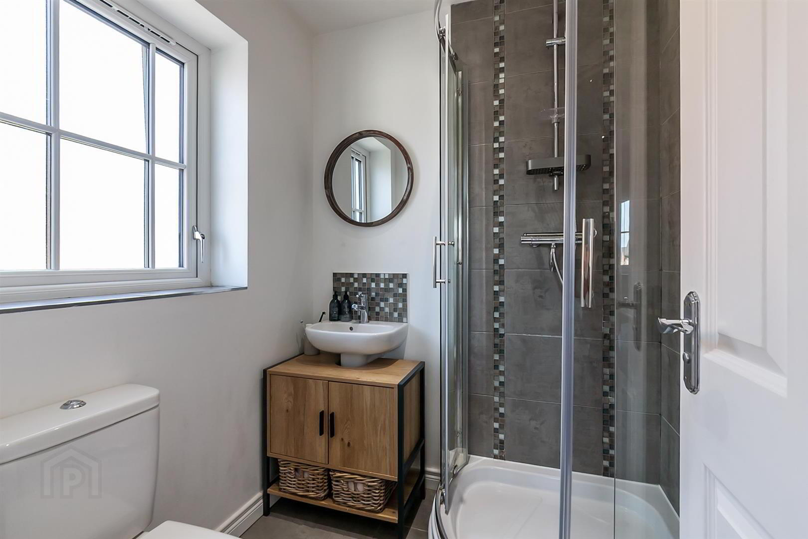 40 Windrush Manor 21 of 29