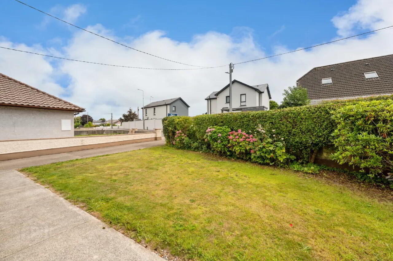 4 Dromore Drive 12 of 14