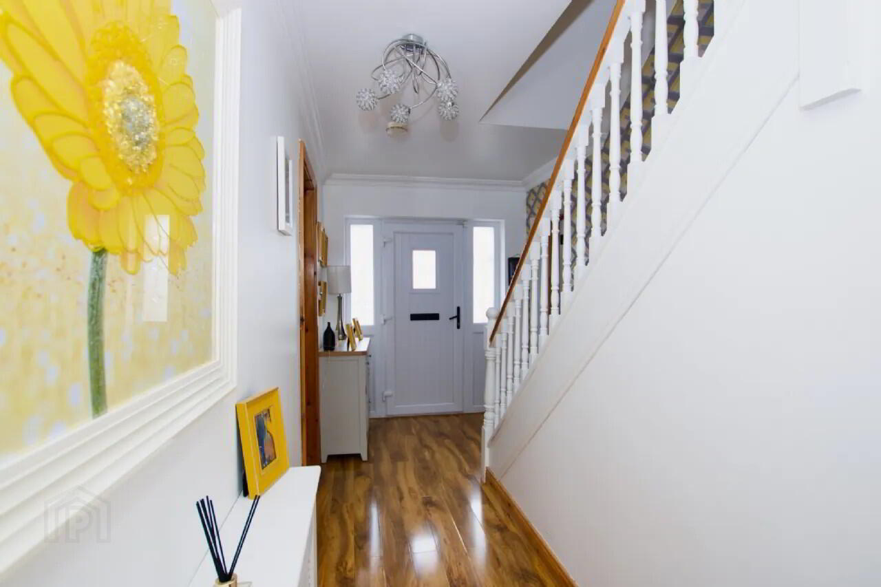 12 Cloghanboy Crescent 4 of 31