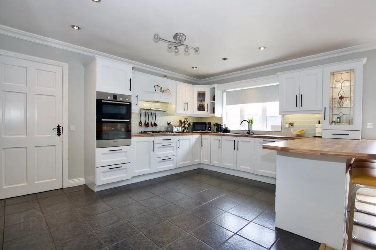 12 Cloghanboy Crescent 12 of 31