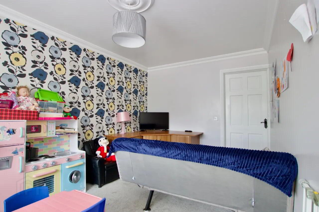 12 Cloghanboy Crescent 17 of 31