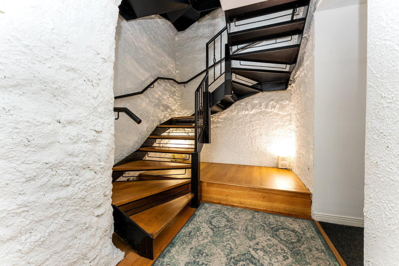 8 Mary Street 4 of 24