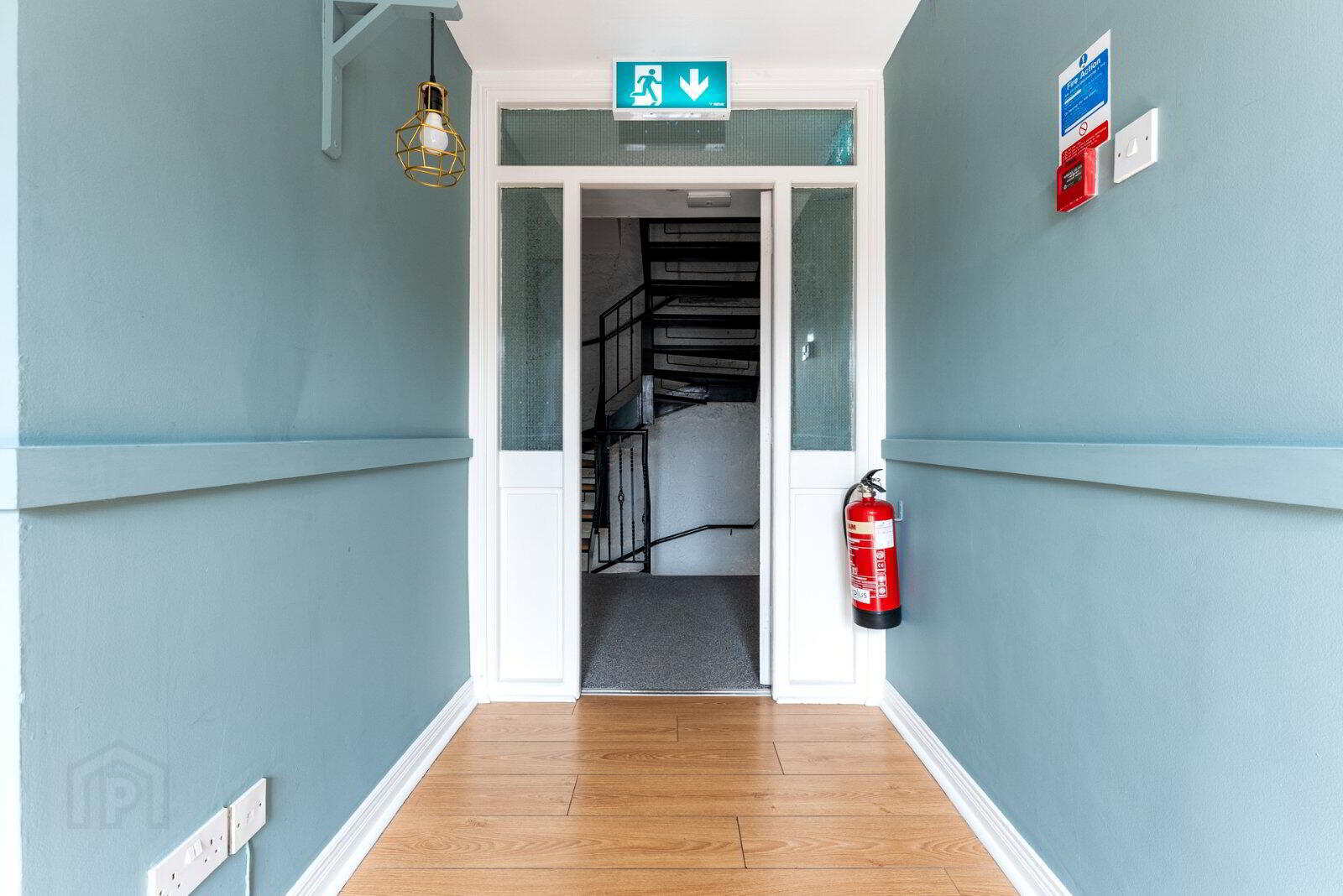 8 Mary Street 14 of 24