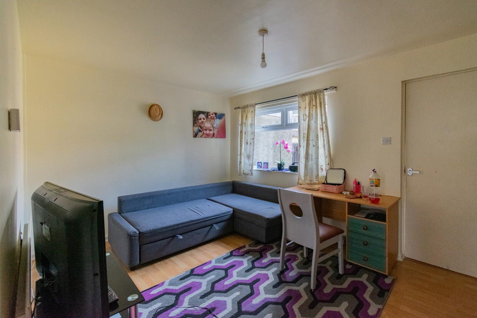 14 Tiree Street 6 of 18