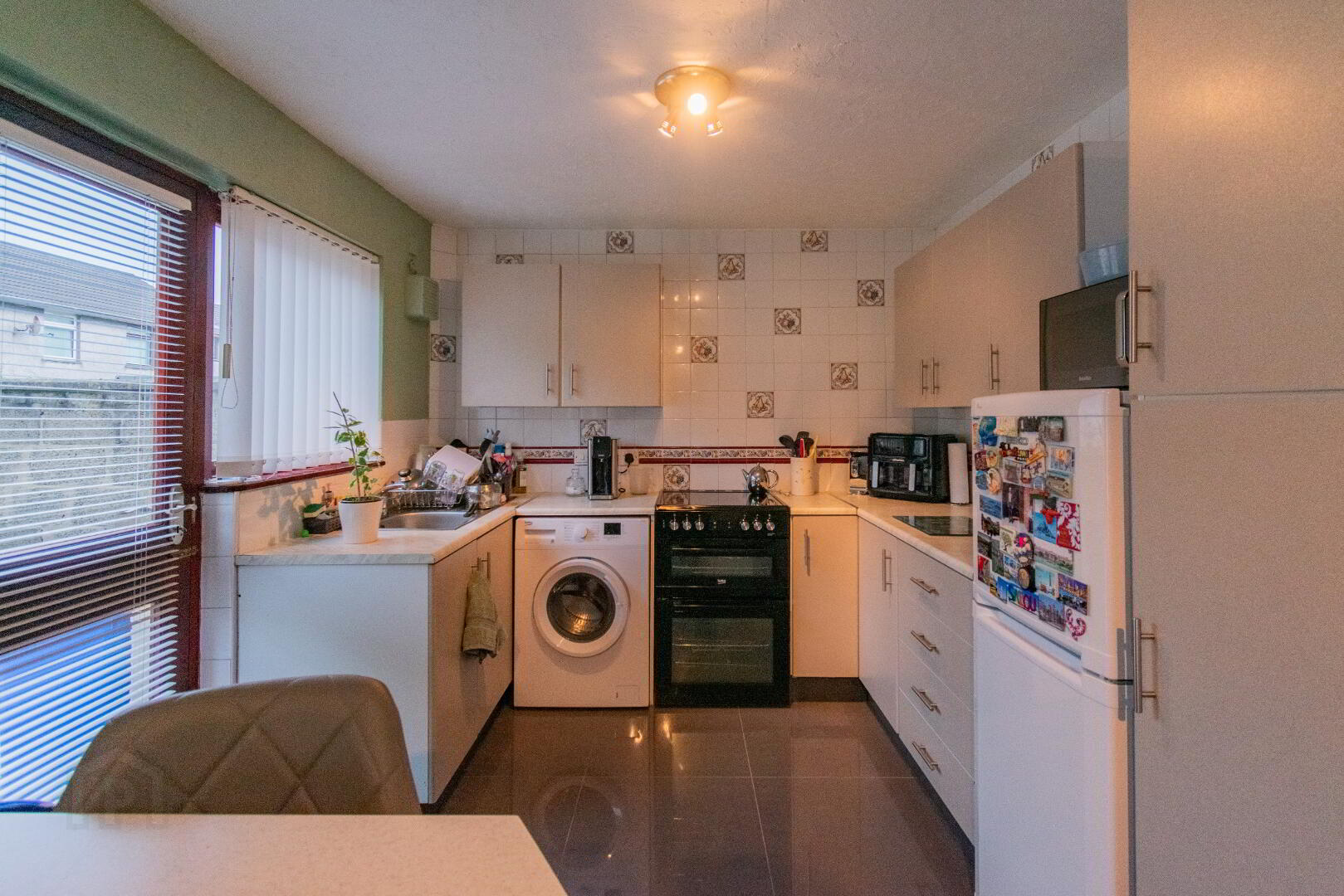 11 Loran Walk 9 of 21