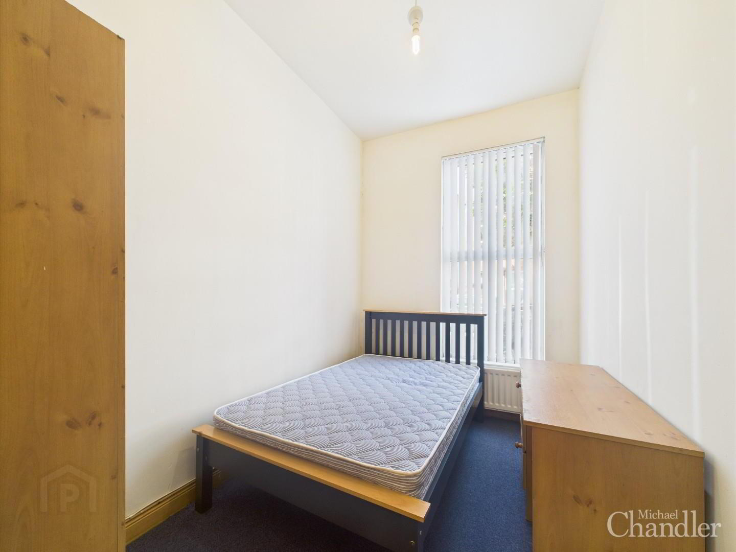 Apt 1, 74 Fitzroy Avenue 6 of 8