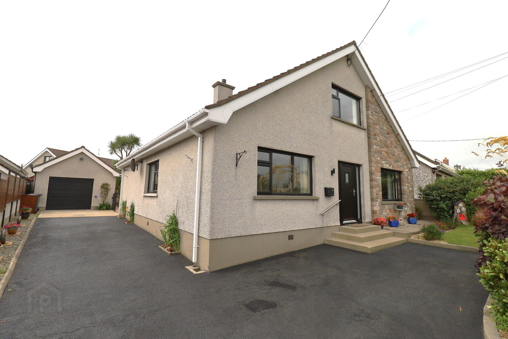 21b Newry Road 2 of 42