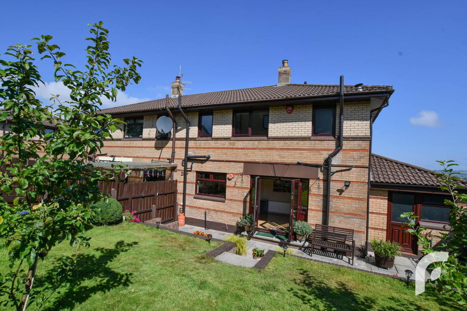 32 Hollybrook Avenue 35 of 37