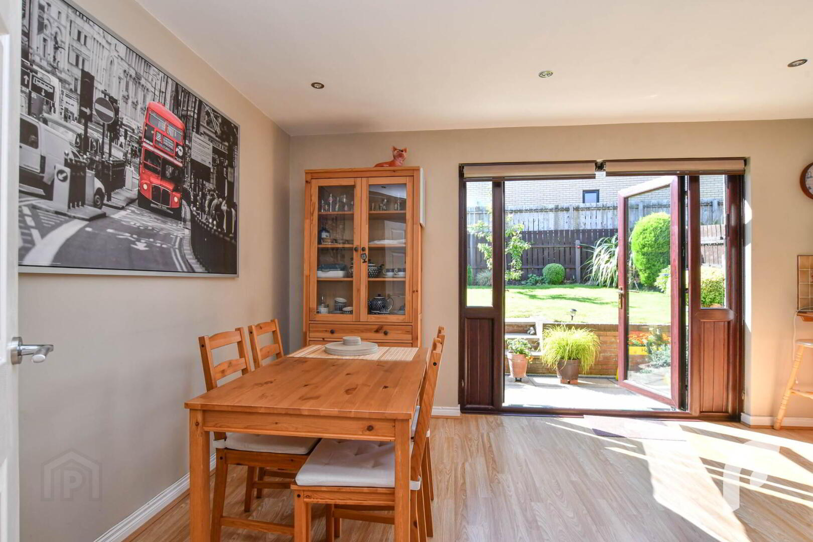 32 Hollybrook Avenue 16 of 37