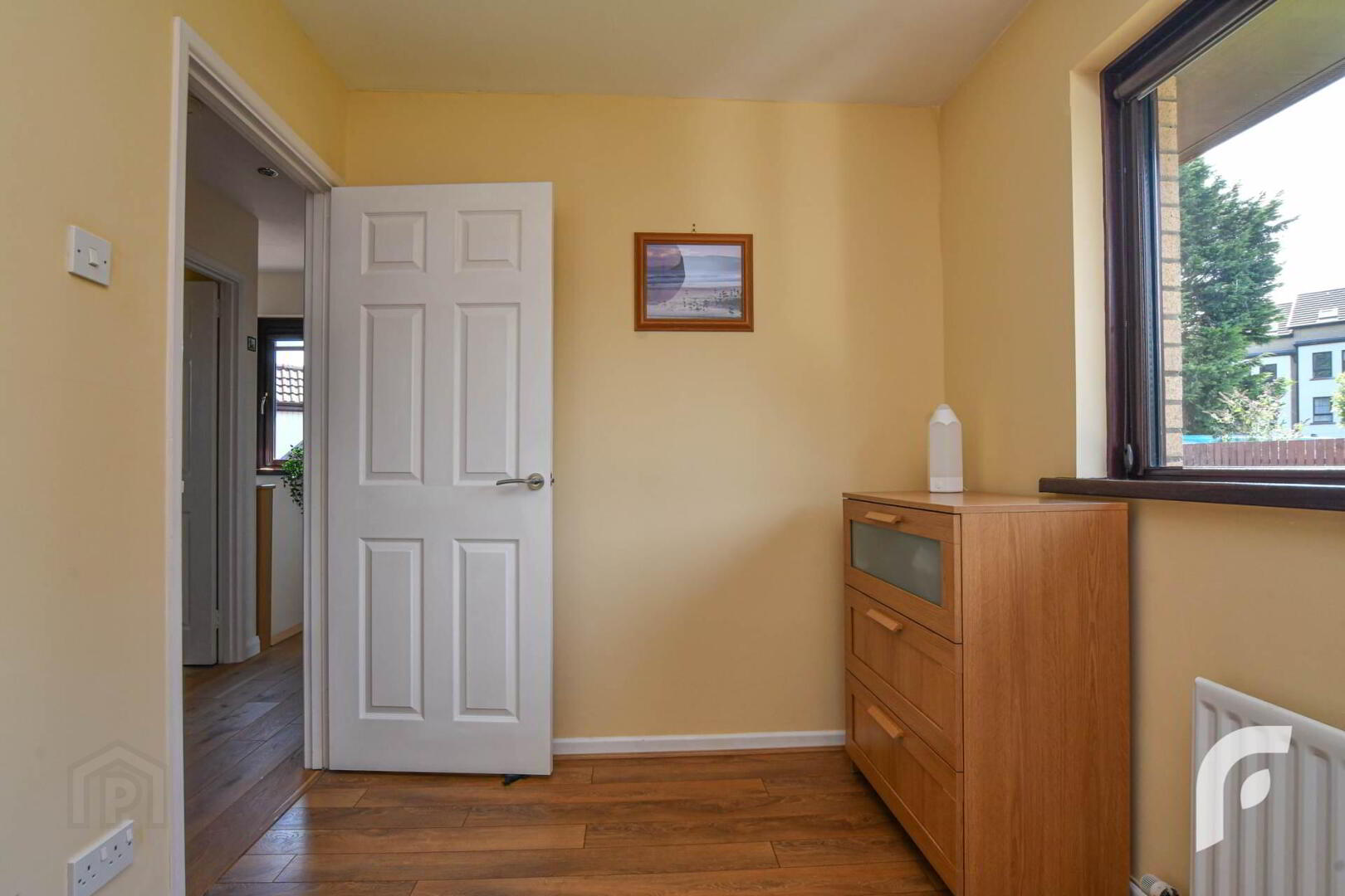32 Hollybrook Avenue 26 of 37