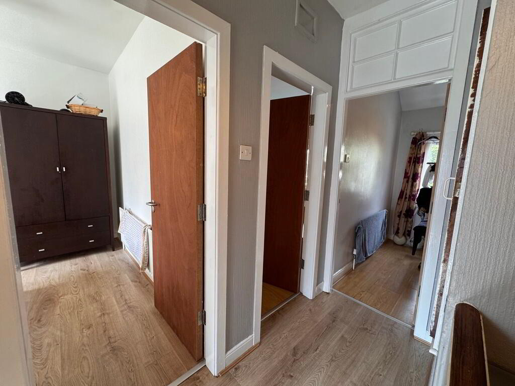 102 Ulsterville Avenue 12 of 22
