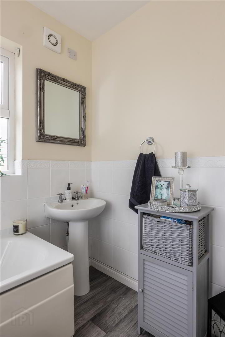 18 Village Hill Mews 15 of 18