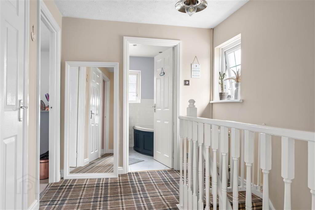 25 Dunfane Crescent 17 of 33