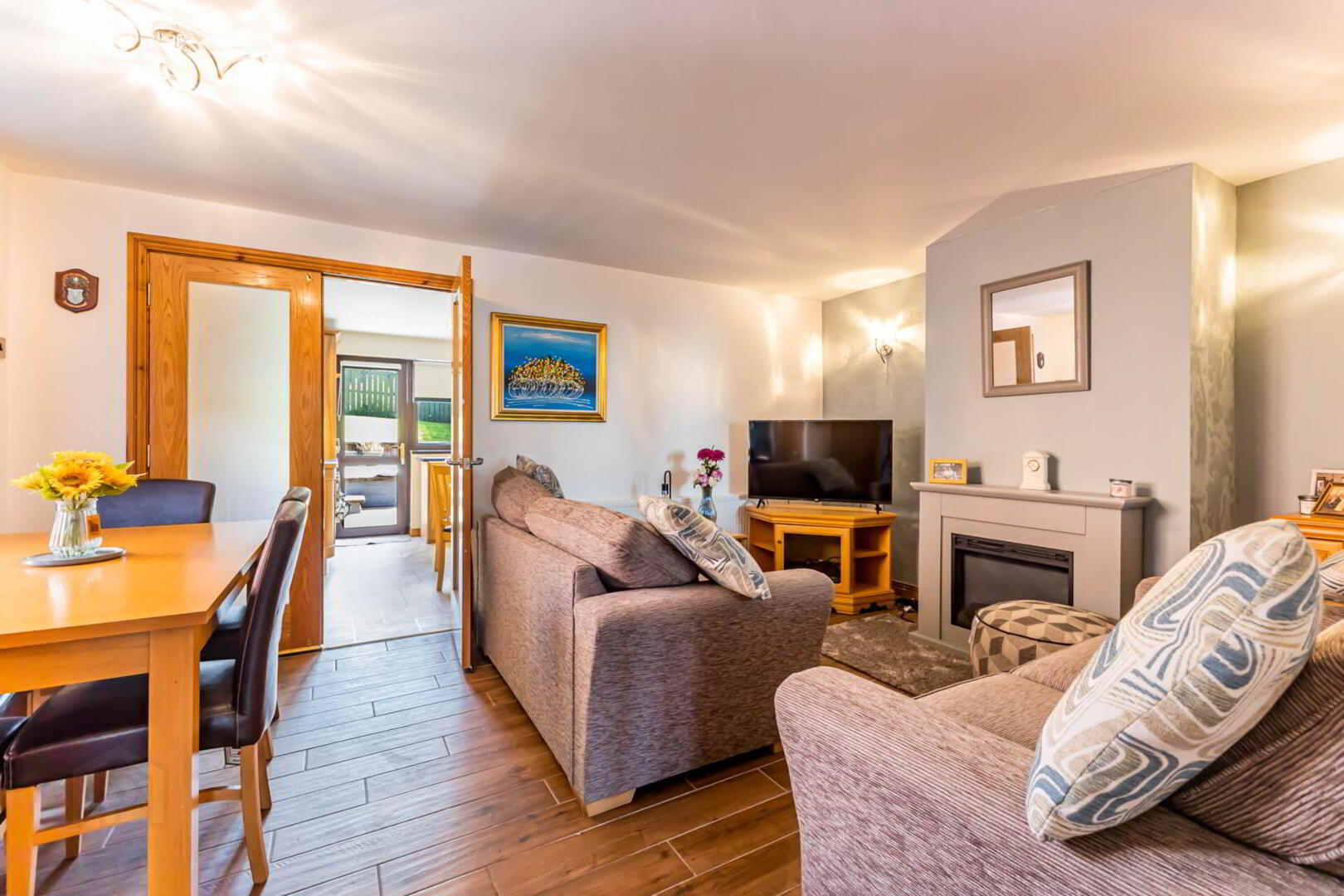 81 Orchardville Gardens 15 of 38