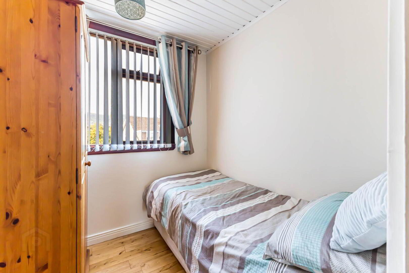 81 Orchardville Gardens 26 of 38