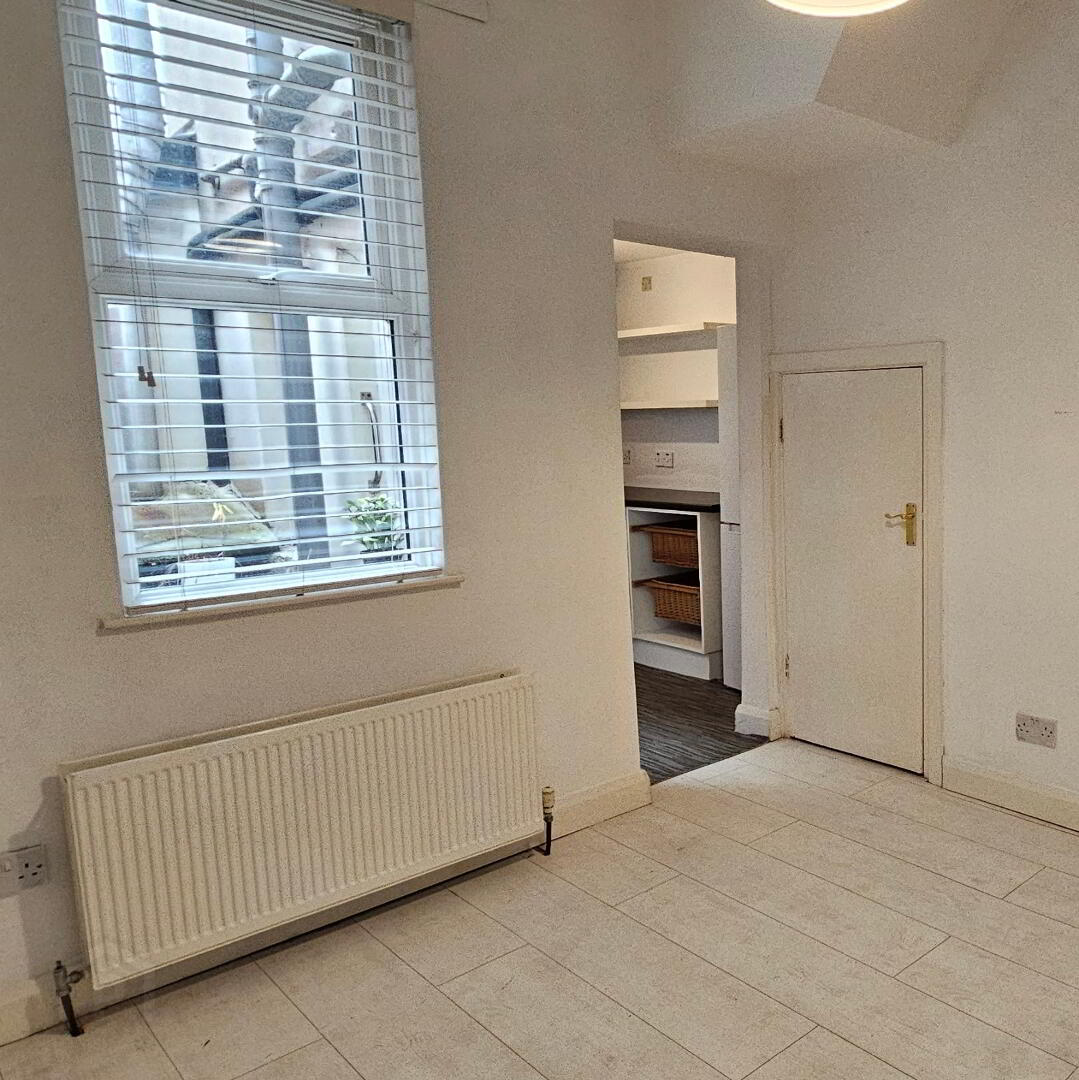 126 Hyndford Street 6 of 25