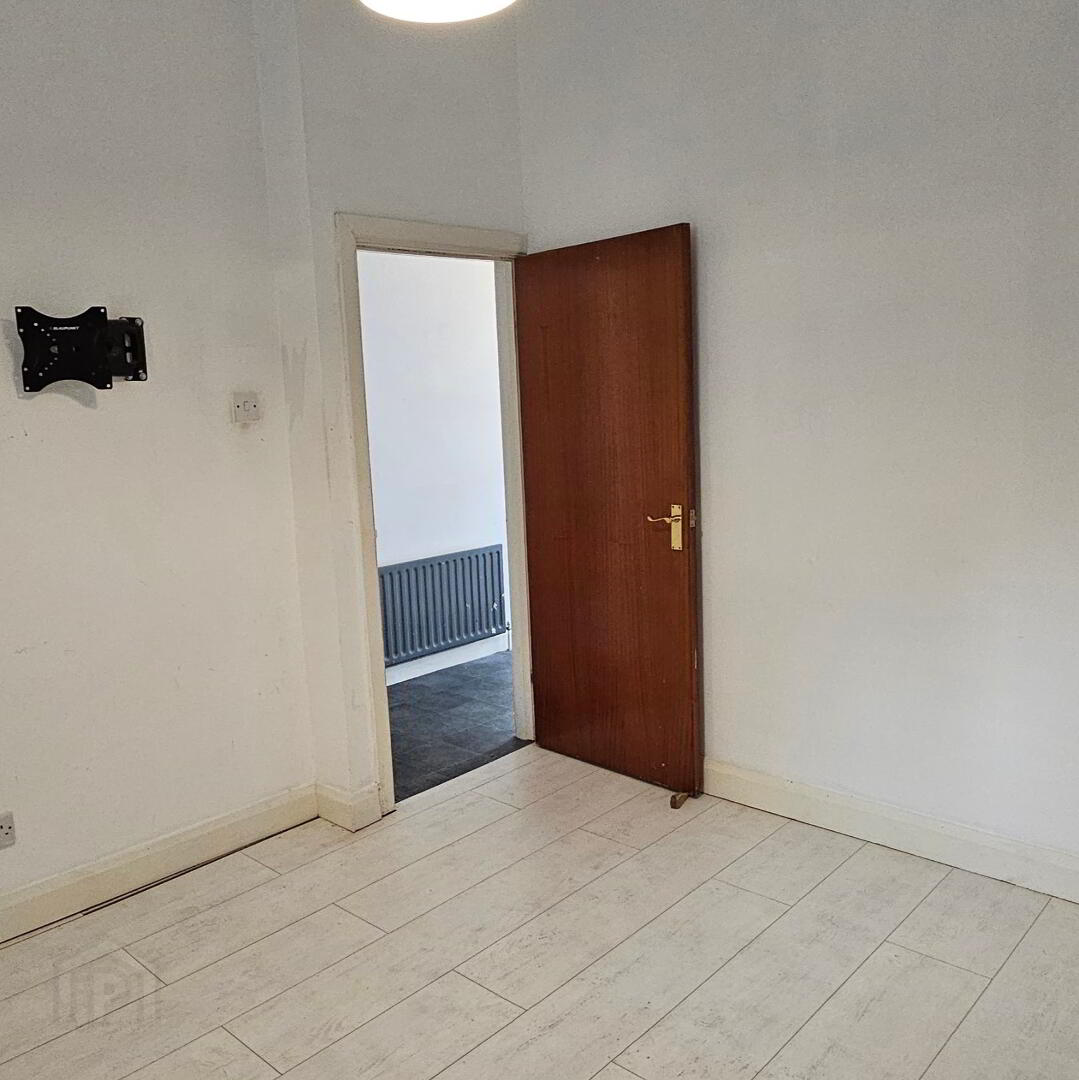 126 Hyndford Street 7 of 25