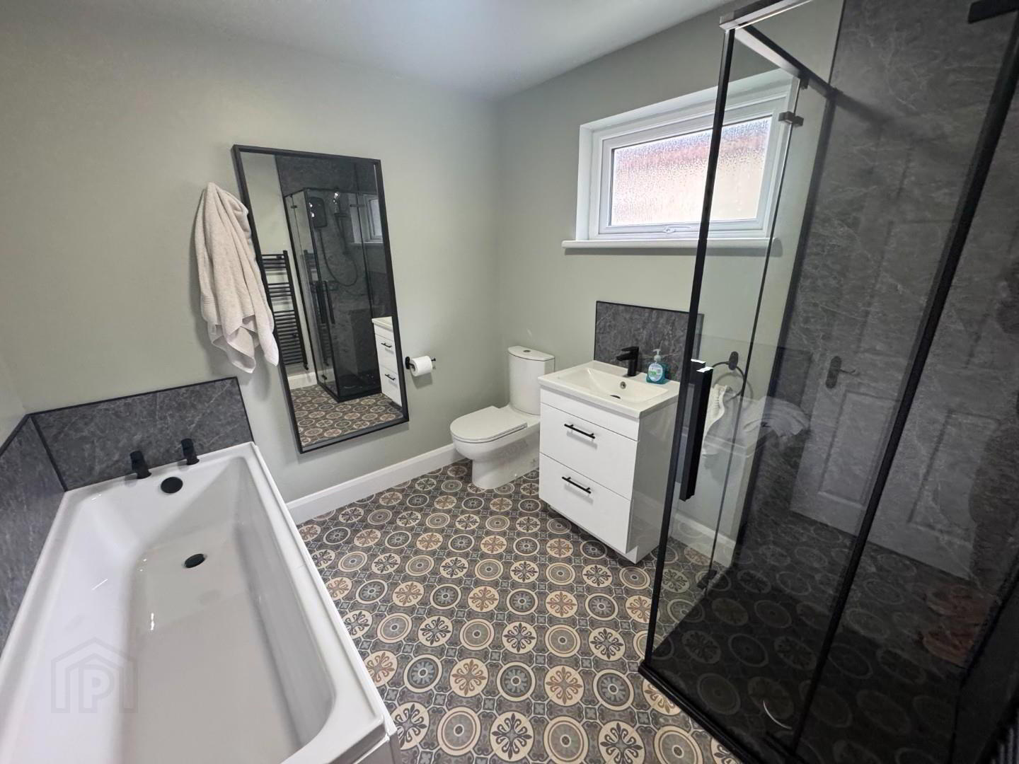 15 Mountjoy Street 2 of 4