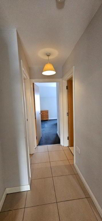 Unit 5, 1b Ravenscroft Avenue 4 of 33