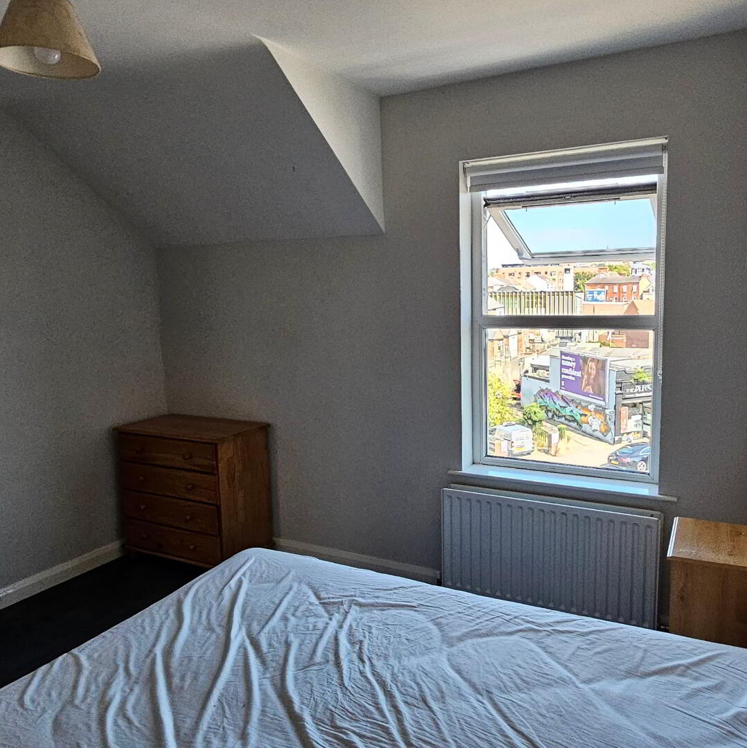 Unit 5, 1b Ravenscroft Avenue 20 of 33