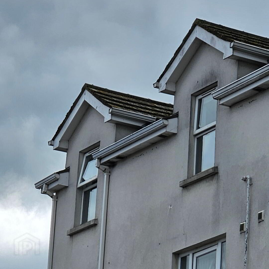 Unit 5, 1b Ravenscroft Avenue 33 of 33