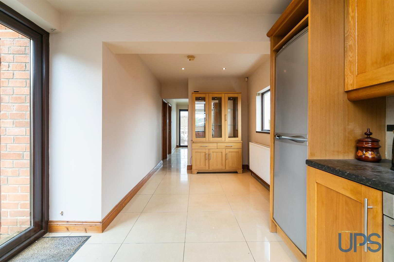 6 Hillhead Avenue 12 of 33