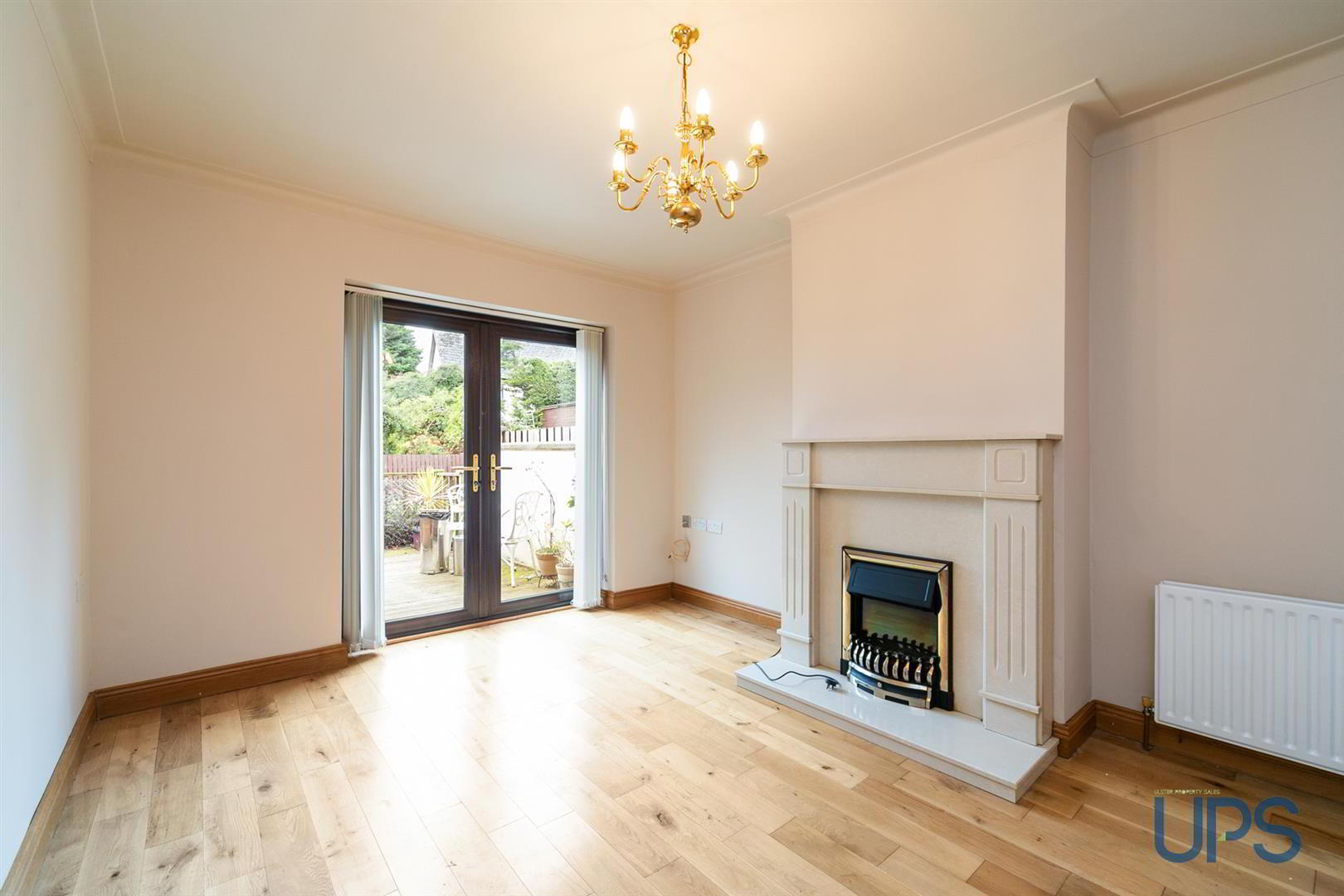 6 Hillhead Avenue 7 of 33