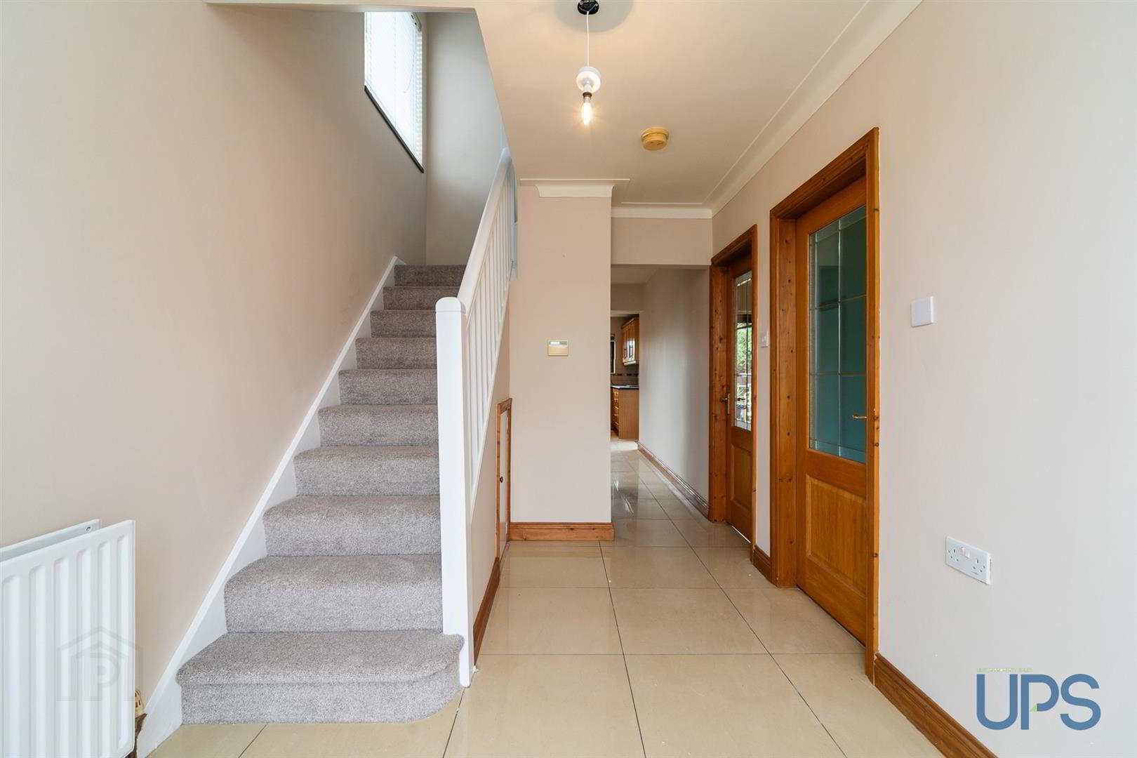 6 Hillhead Avenue 3 of 33