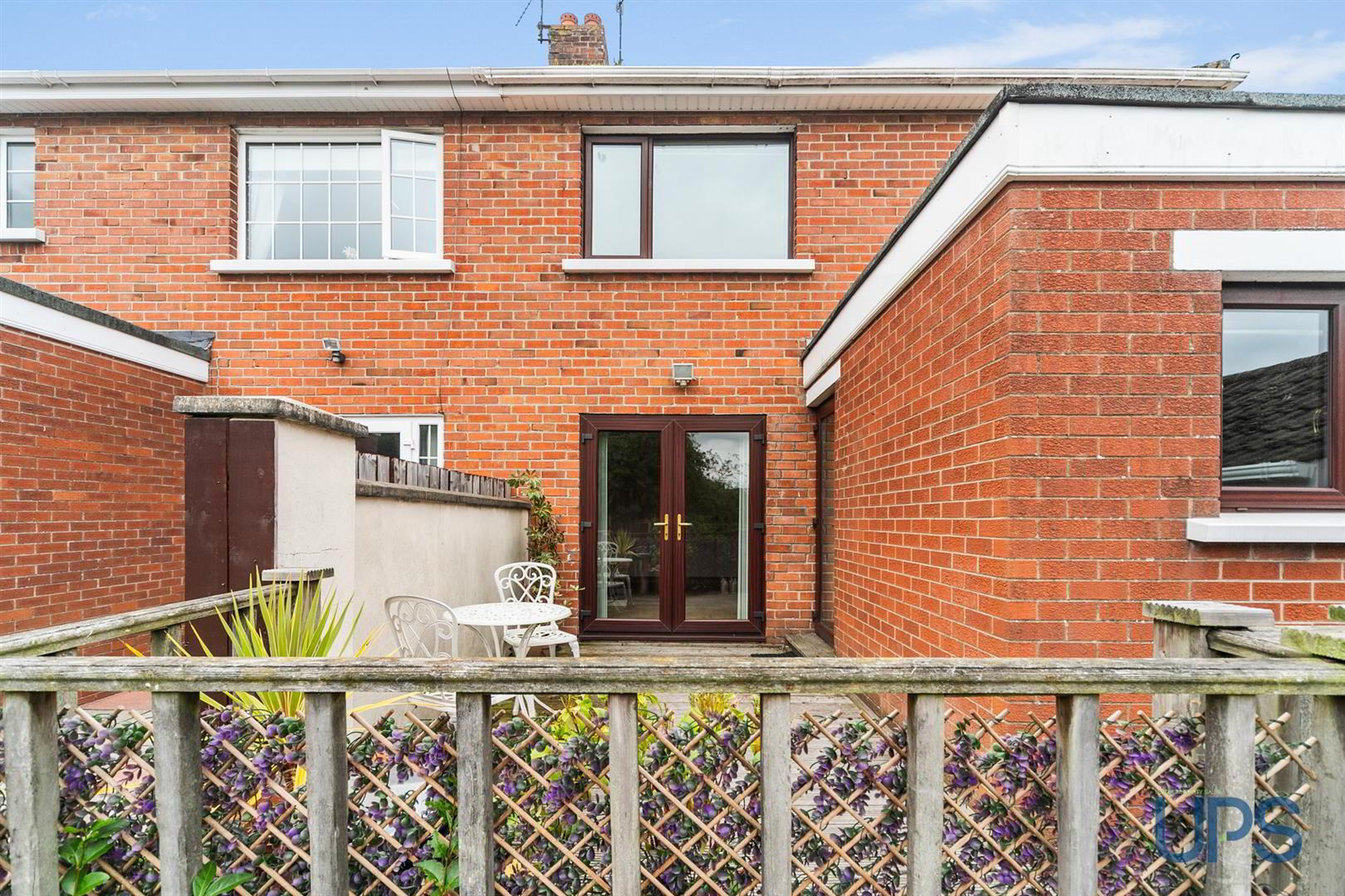 6 Hillhead Avenue 29 of 33