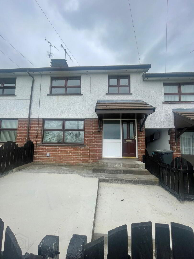 12 Sperrin Drive 1 of 7