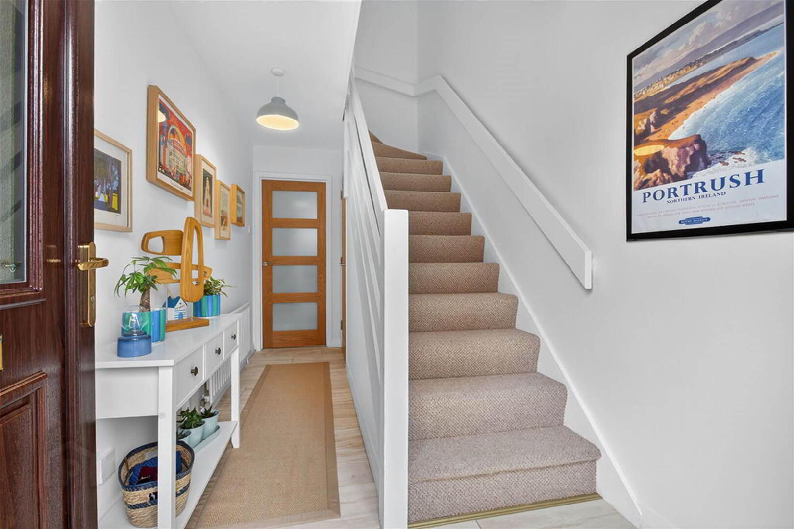 6 Causeway Court 5 of 19