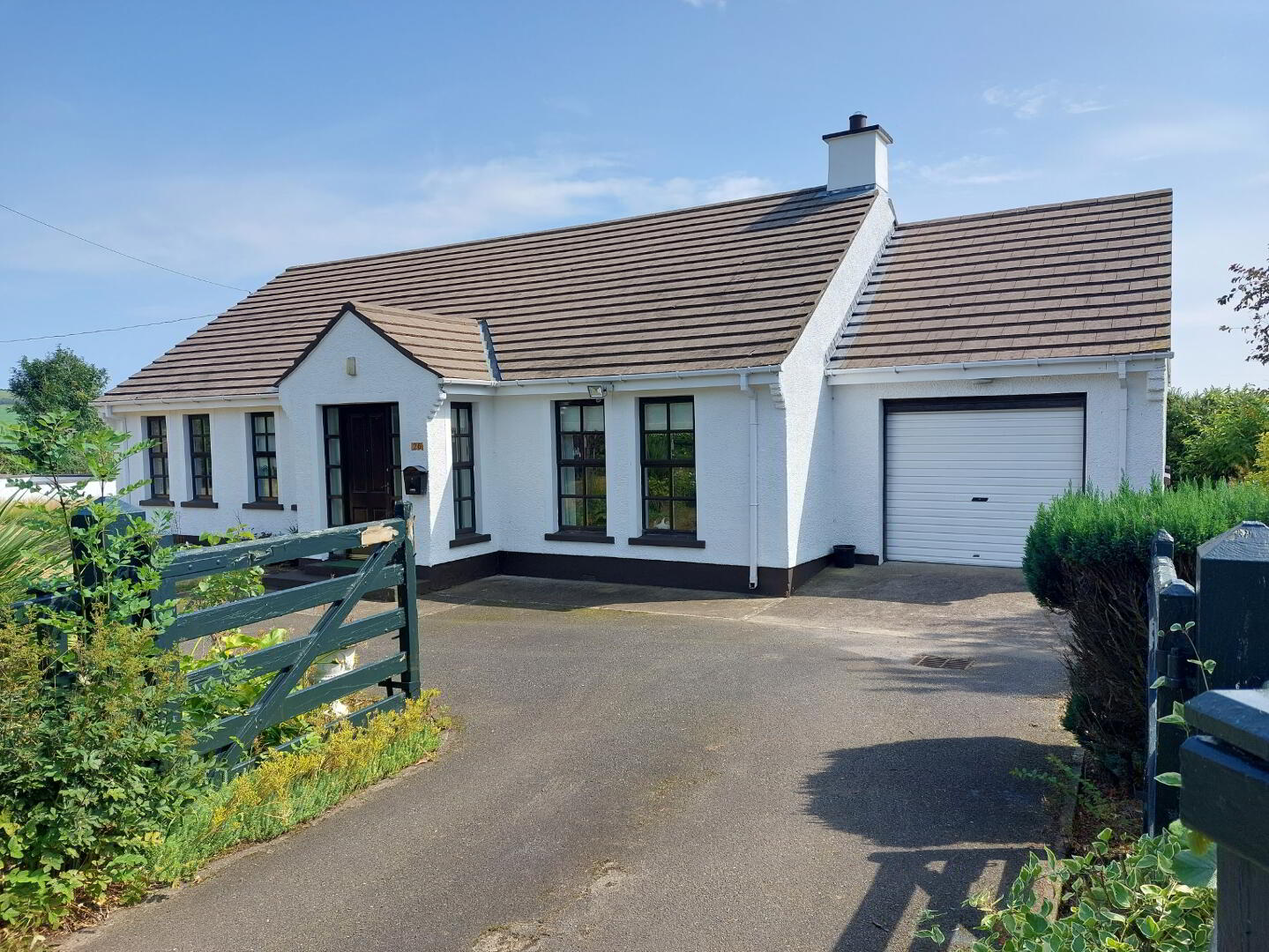 26 Altrest Road 1 of 21