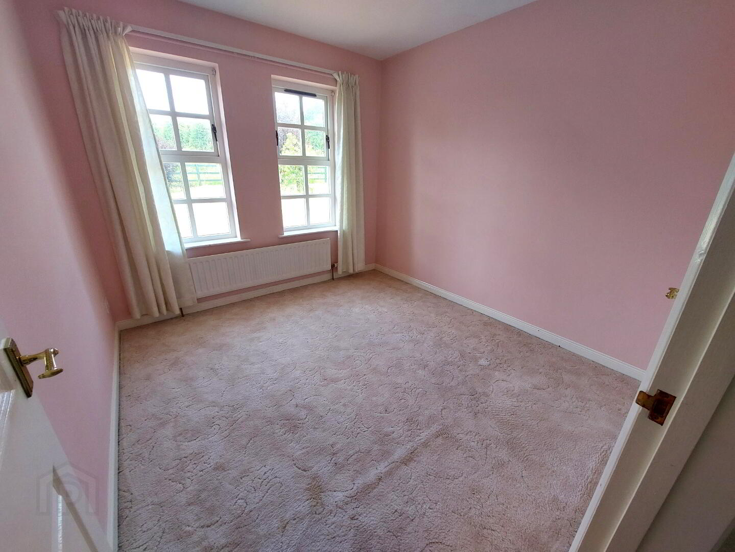 26 Altrest Road 11 of 21