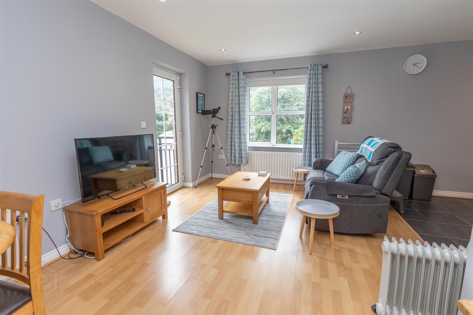23 Lawnfield Grove 5 of 18