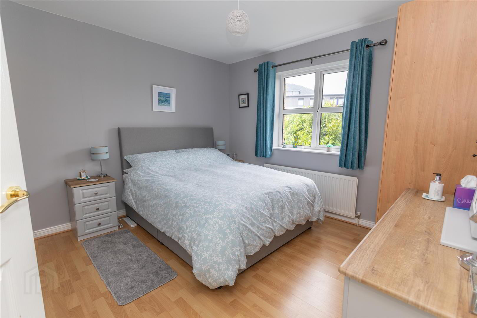 23 Lawnfield Grove 11 of 18