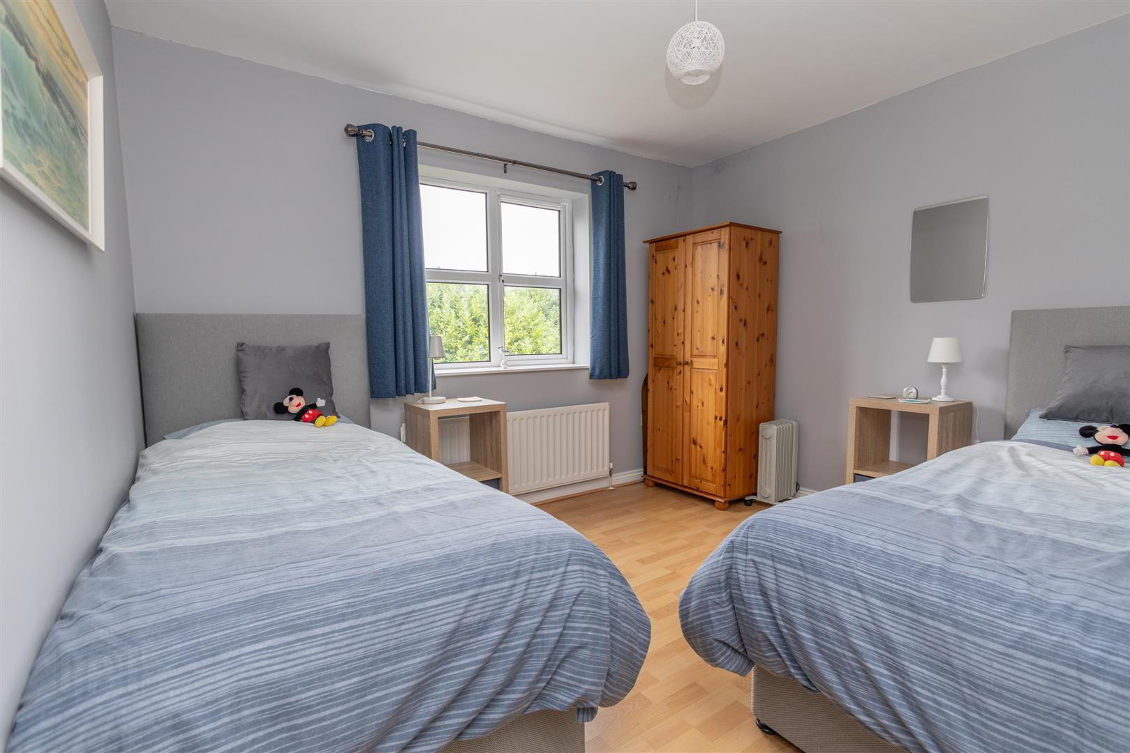 23 Lawnfield Grove 15 of 18