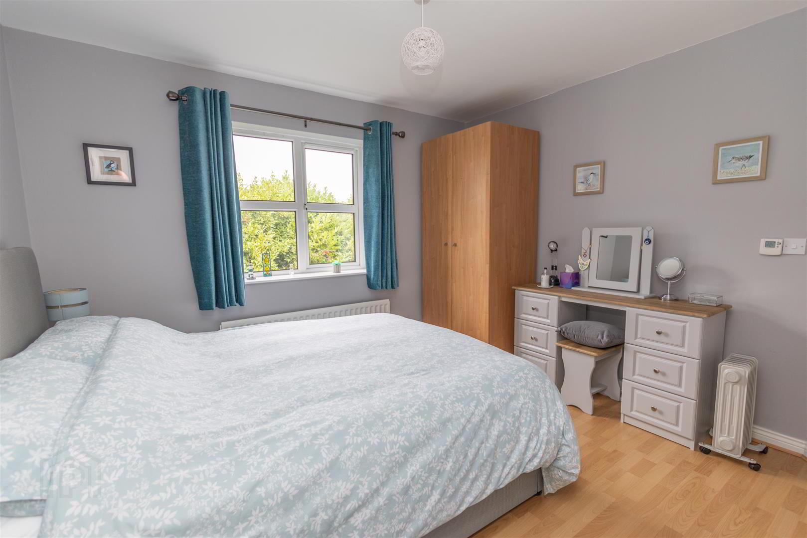 23 Lawnfield Grove 12 of 18