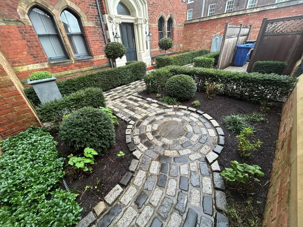 Apt 9, 1 Sussex Place 3 of 23