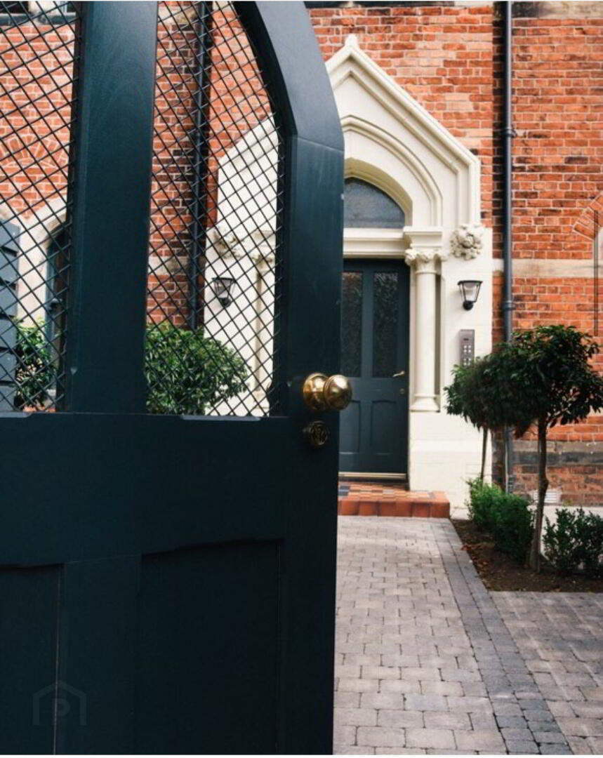 Apt 9, 1 Sussex Place 21 of 23