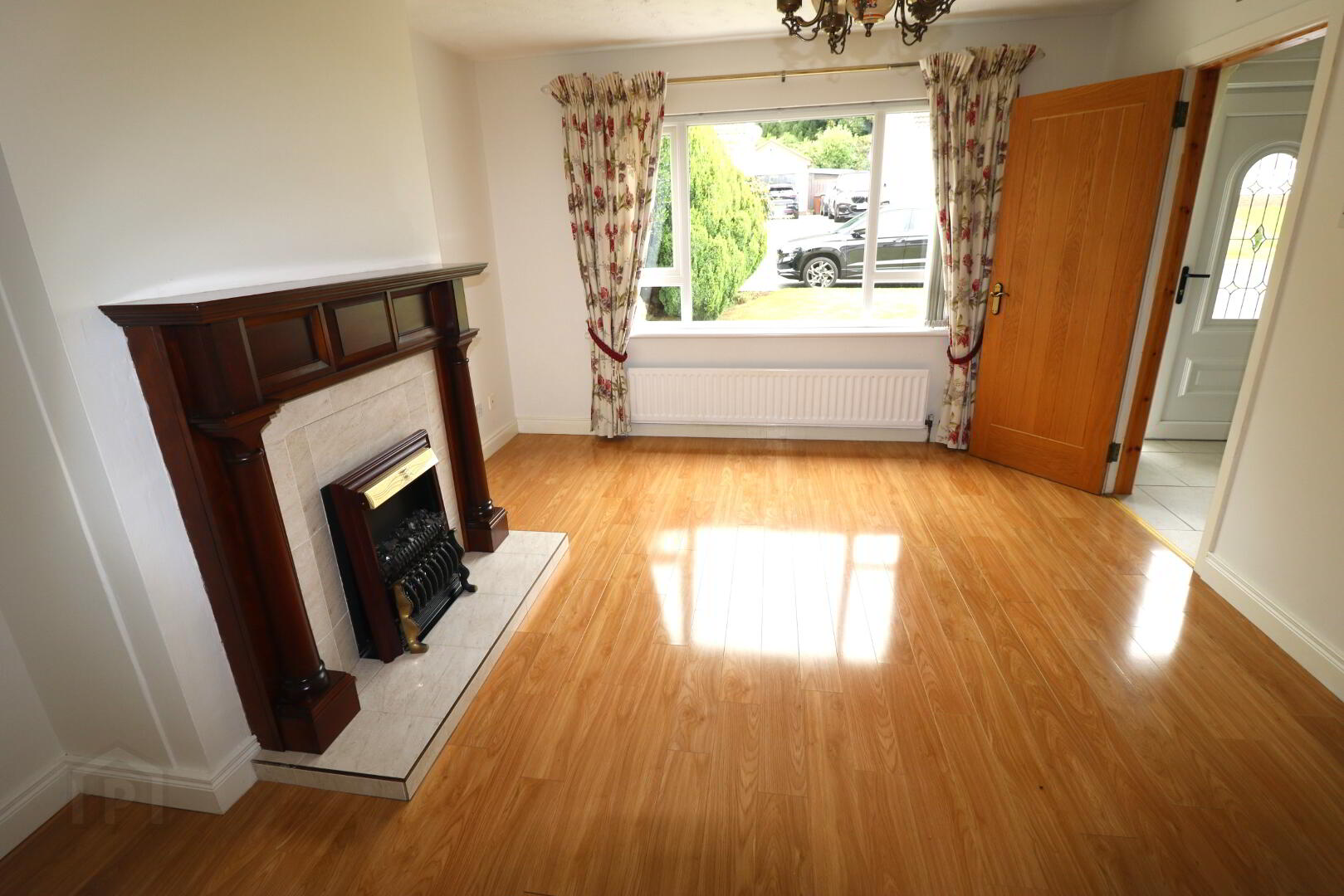 59 Gracefield 4 of 16