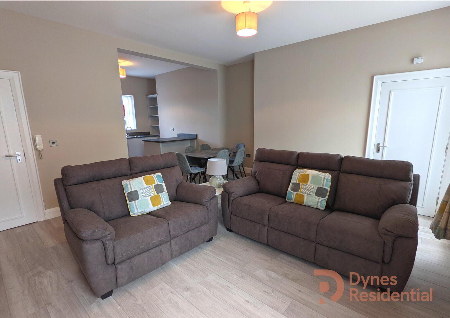 22 Shaftesbury Square 5 of 15
