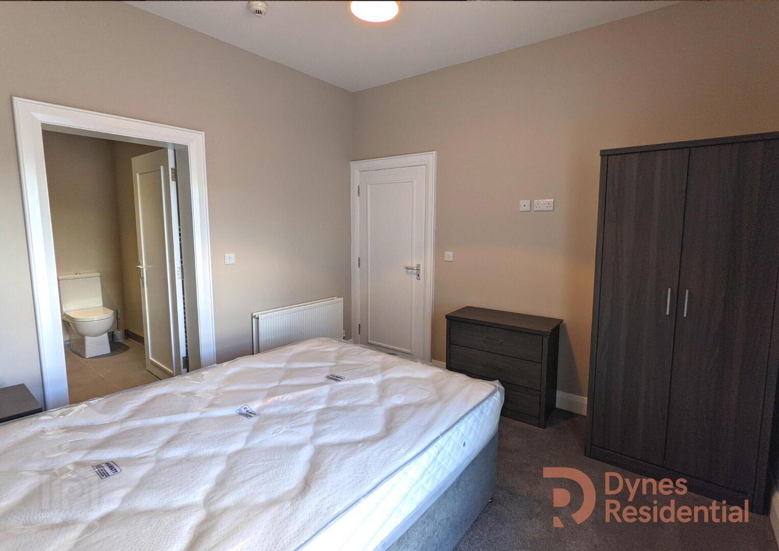 22 Shaftesbury Square 10 of 15