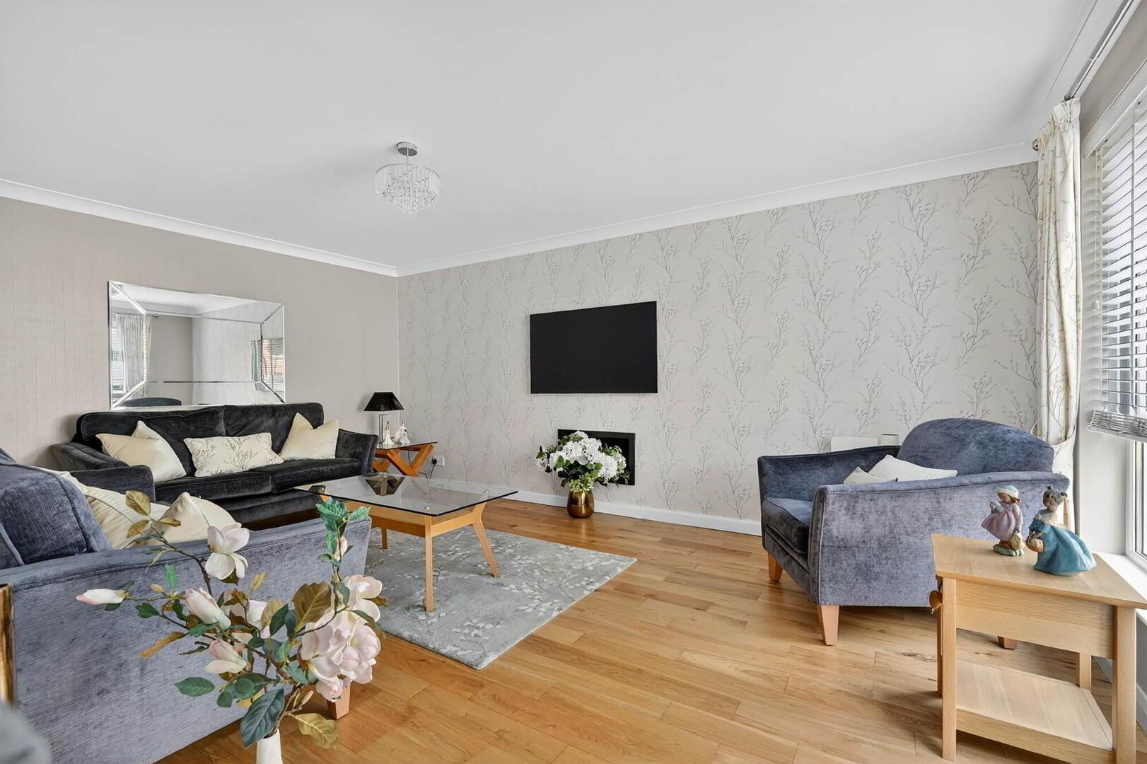 50 Farm Lodge Park 4 of 39