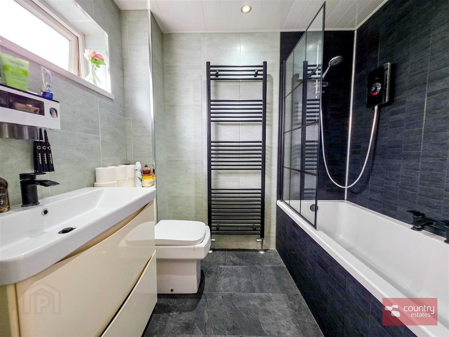 2 Owenreagh Close 23 of 30