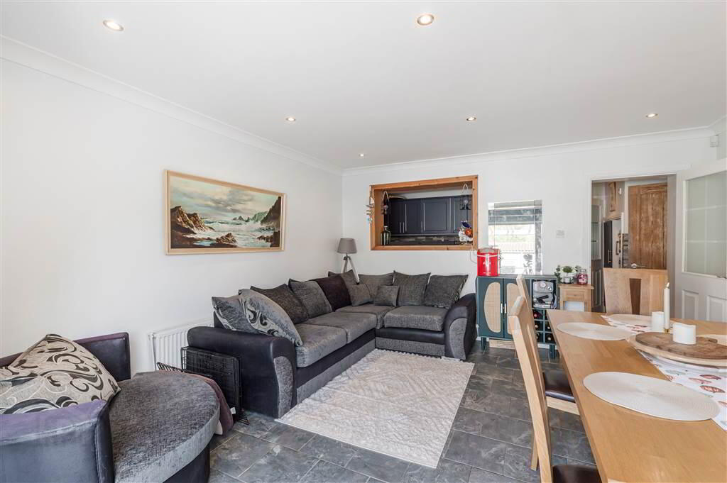 17 Garron Crescent 10 of 31